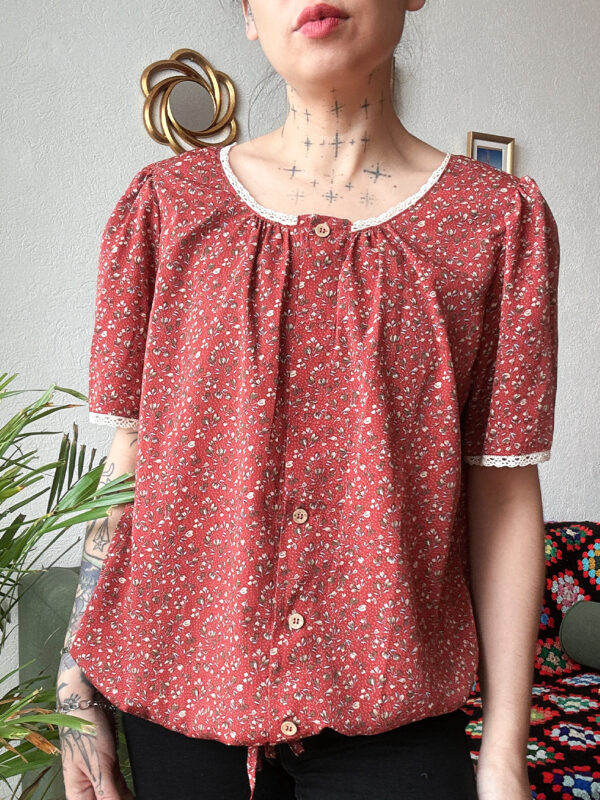Blusa floreada