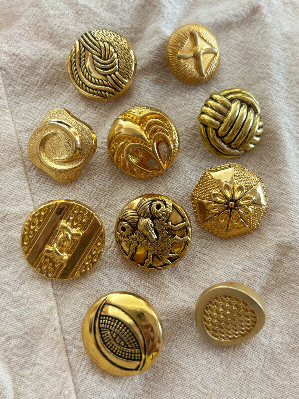 Set botones relieves y tramas