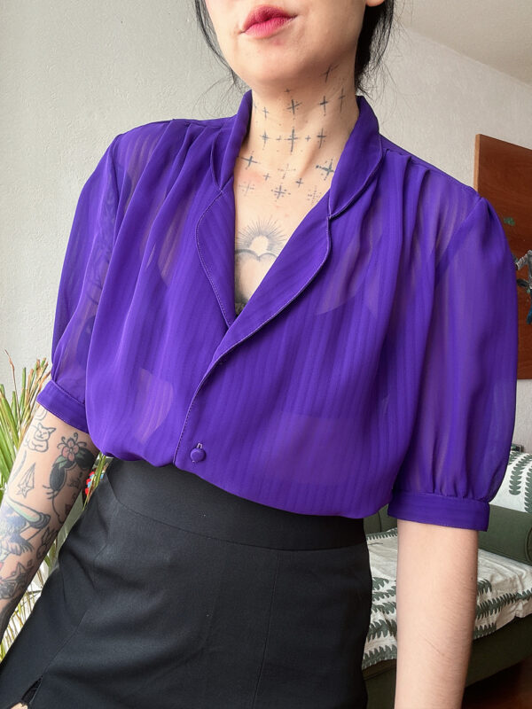 Blusa Liverpool morada