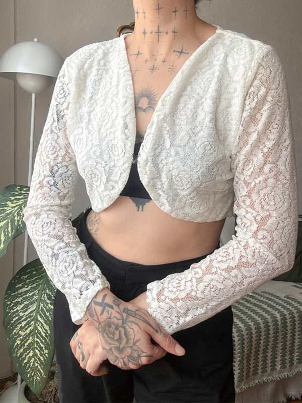 Bolero lace