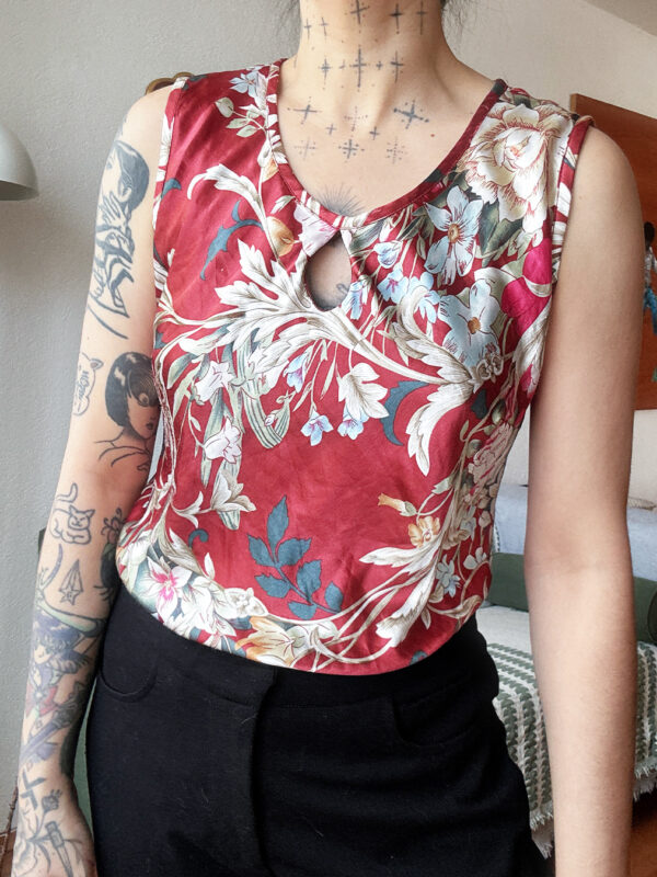 Top rojo